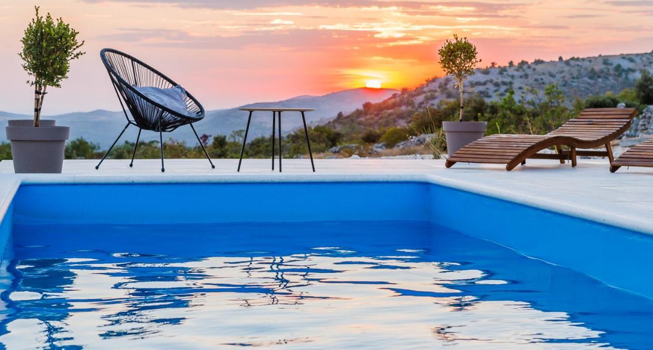 Vrsine Villa Zlatno Sunce In The Hills Near Trogir מראה חיצוני תמונה