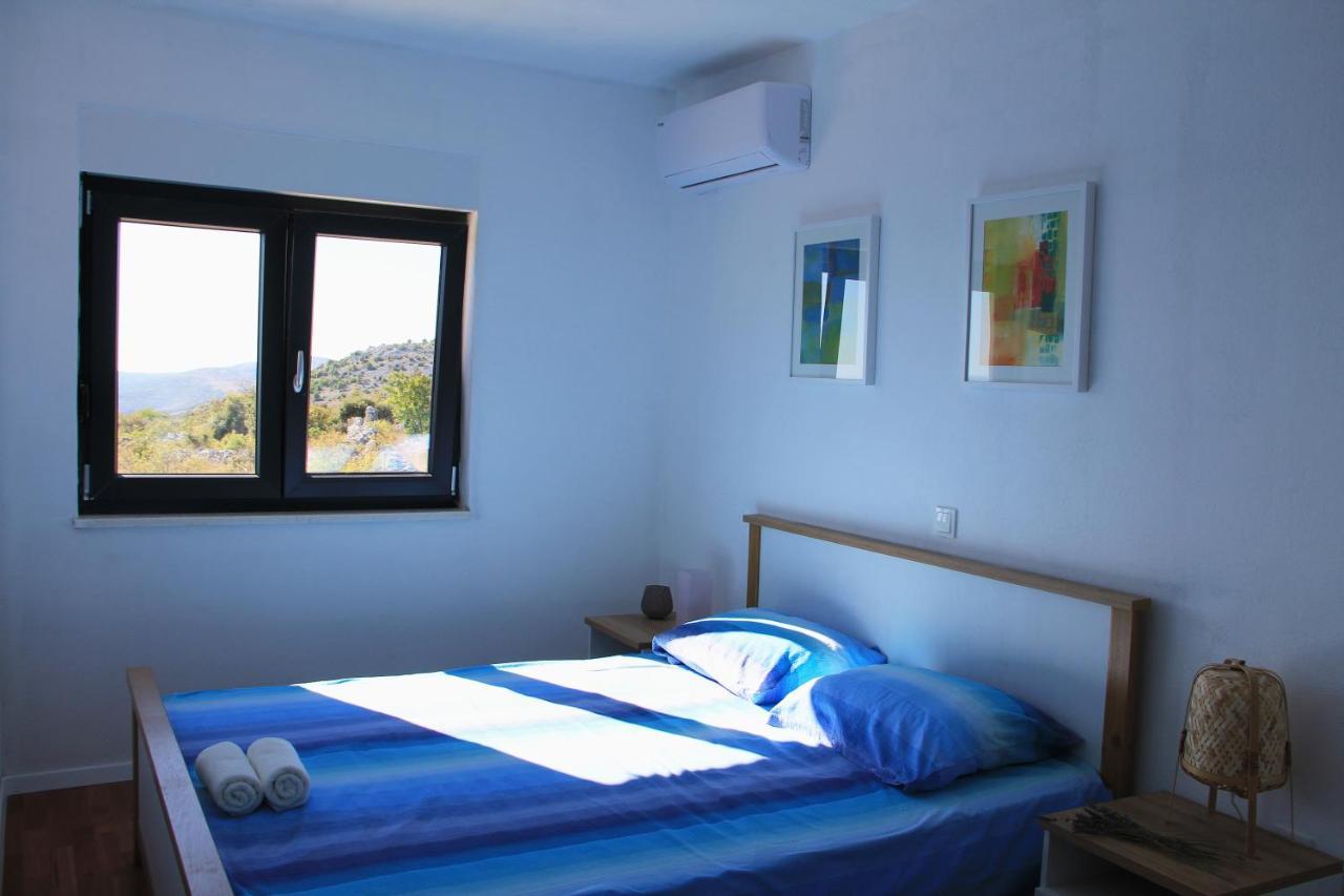 Vrsine Villa Zlatno Sunce In The Hills Near Trogir מראה חיצוני תמונה